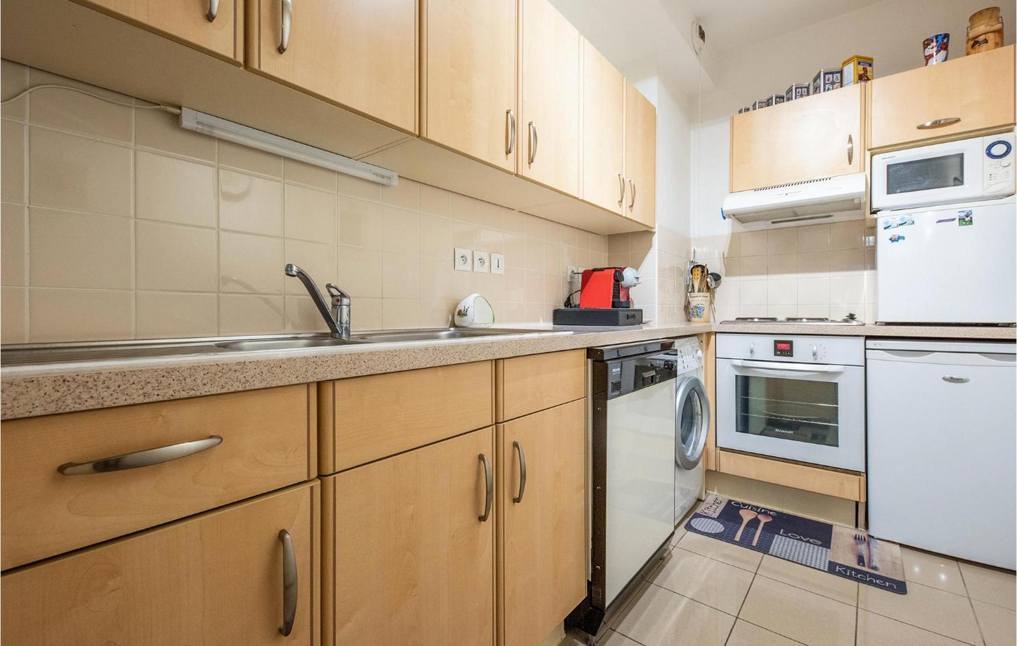 Gorgeous Apartment In Royan With Kitchen Eksteriør bilde